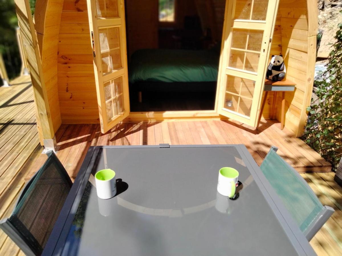 La Cabane Du Panda Abrest Bagian luar foto