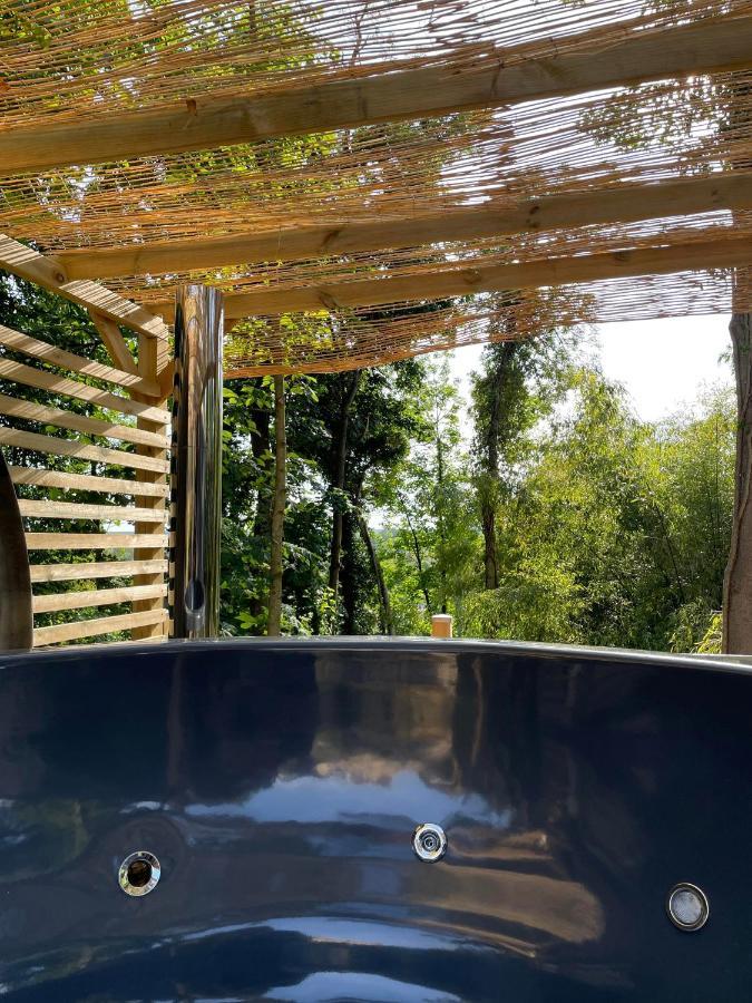 La Cabane Du Panda Abrest Bagian luar foto